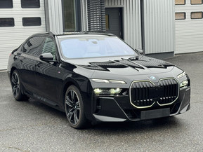 BMW 750