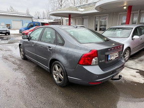 Volvo S40