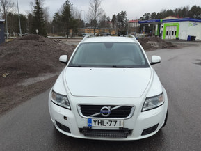 Volvo V50