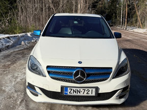 Mercedes-Benz B