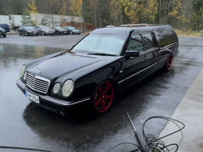 Mercedes-Benz E