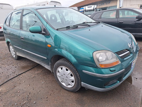 Nissan Almera Tino