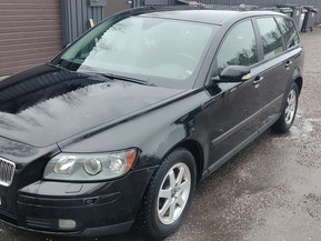 Volvo V50