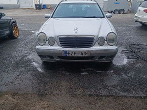 Mercedes-Benz E 240