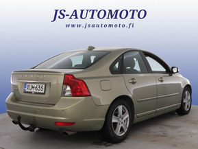 Volvo S40