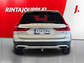 Volvo V90 Cross Country