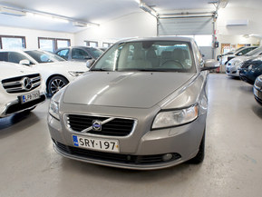 Volvo S40
