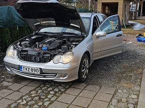 Mercedes-Benz C 180