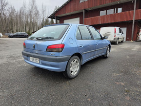 Peugeot 306