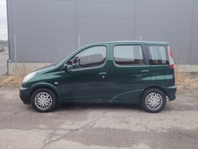 Toyota Yaris Verso