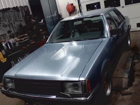 Nissan Laurel