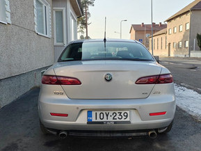 Alfa Romeo 159