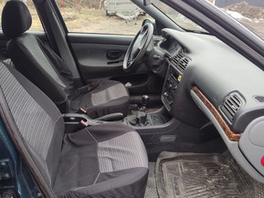 Peugeot 406