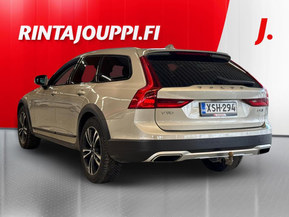 Volvo V90 Cross Country