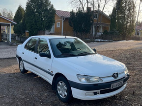 Peugeot 306