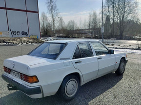 Mercedes-Benz 190