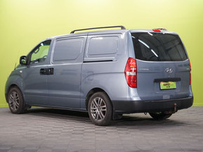 Hyundai H1 Van