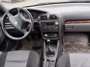 Peugeot 406