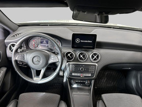 Mercedes-Benz A