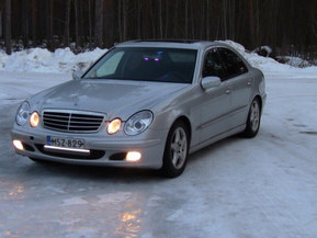 Mercedes-Benz E