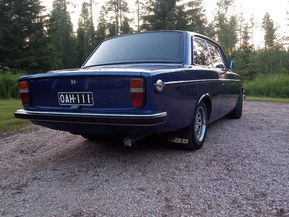 Volvo 142