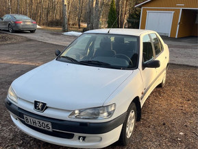 Peugeot 306