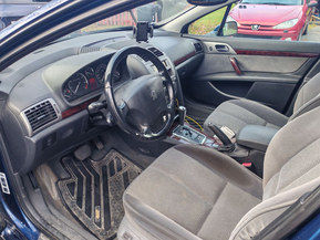 Peugeot 407