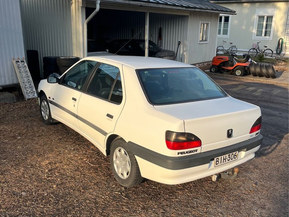 Peugeot 306