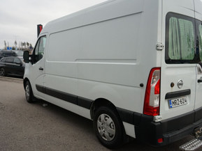 Nissan NV400
