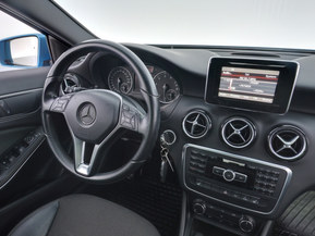 Mercedes-Benz A