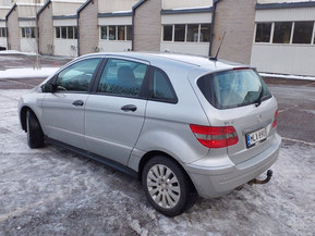Mercedes-Benz B