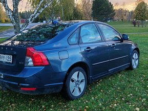 Volvo S40