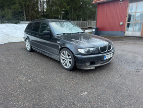 BMW 330