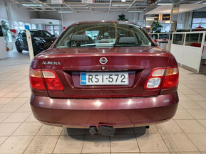 Nissan Almera