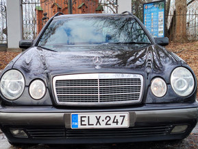 Mercedes-Benz E 300