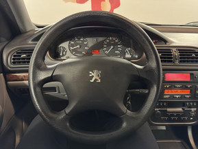 Peugeot 406