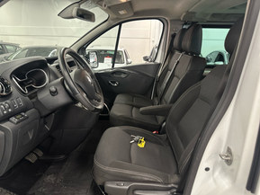 Renault Trafic Passenger