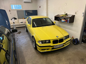 BMW 325