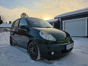 Toyota Yaris Verso