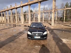 Mercedes-Benz S