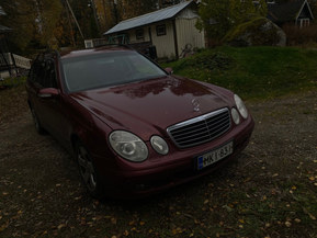 Mercedes-Benz E 220