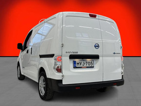 Nissan e-NV200
