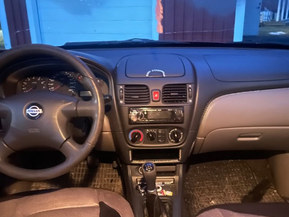 Nissan Almera