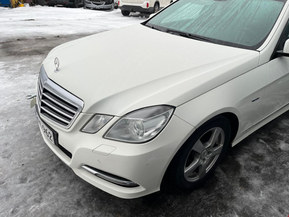 Mercedes-Benz E