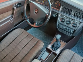 Mercedes-Benz 190