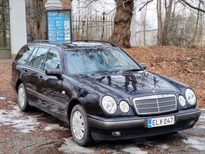 Mercedes-Benz E 300