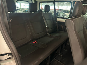 Renault Trafic Passenger