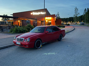 Mercedes-Benz E