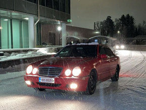 Mercedes-Benz E
