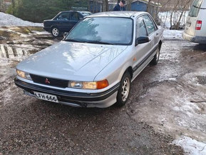 Mitsubishi Galant